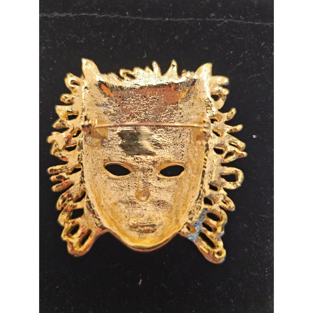 AJC Vintage Gold Tone Lion Mask Brooch Venetian Masquerade Statement Pin